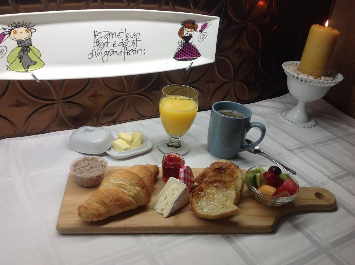 Bed and Breakfast Les Saisons Du Fleuve Lotbiniere Екстер'єр фото