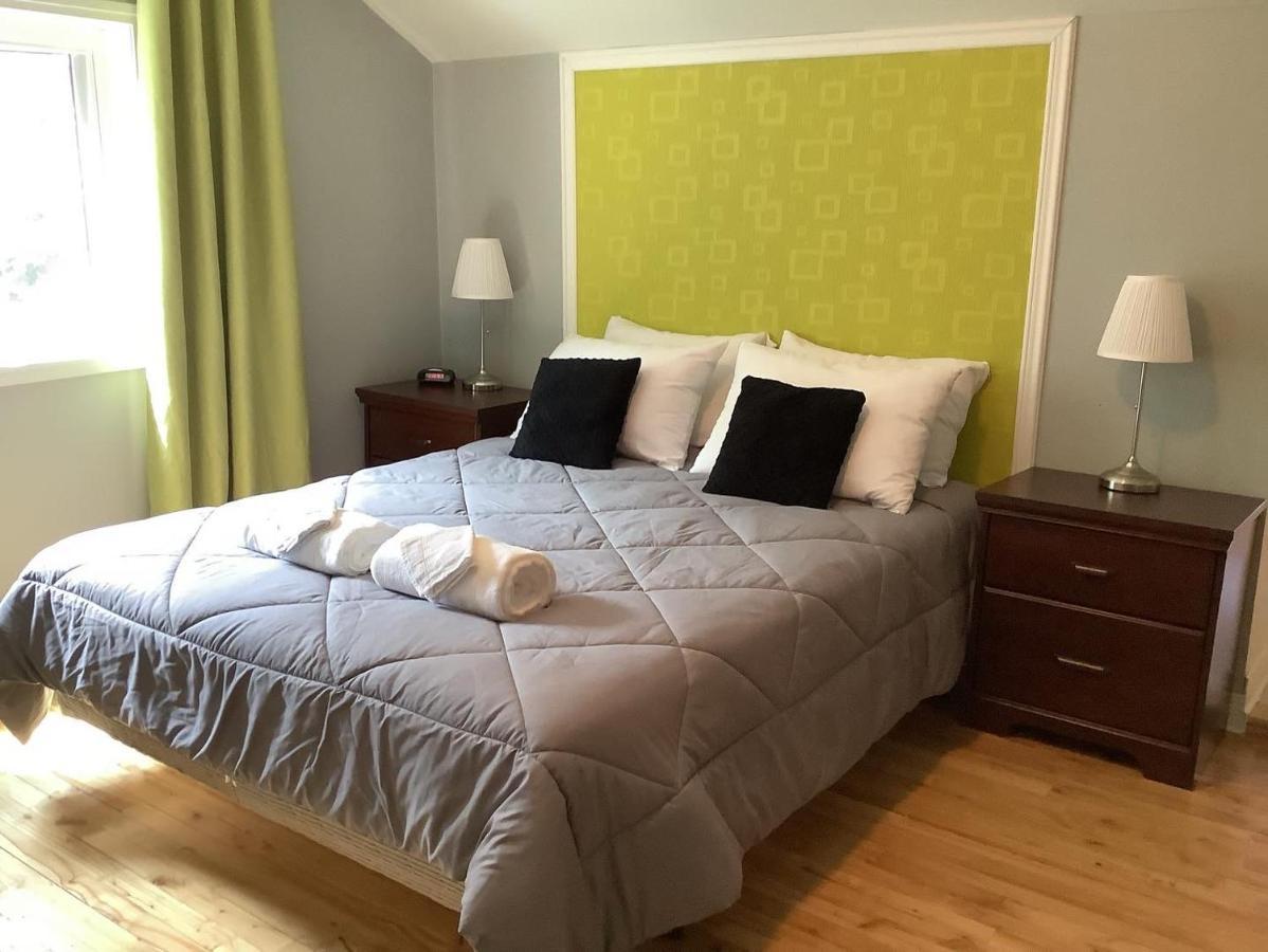Bed and Breakfast Les Saisons Du Fleuve Lotbiniere Екстер'єр фото