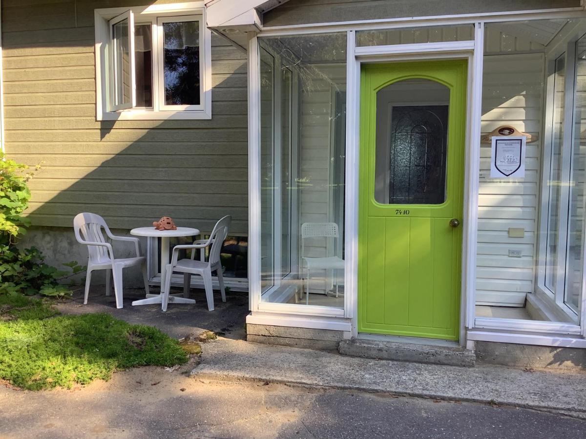 Bed and Breakfast Les Saisons Du Fleuve Lotbiniere Екстер'єр фото